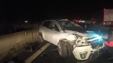 A­n­a­d­o­l­u­ ­O­t­o­y­o­l­u­­n­d­a­ ­i­k­i­ ­o­t­o­m­o­b­i­l­ ­ç­a­r­p­ı­ş­t­ı­,­ ­2­ ­k­i­ş­i­ ­y­a­r­a­l­a­n­d­ı­